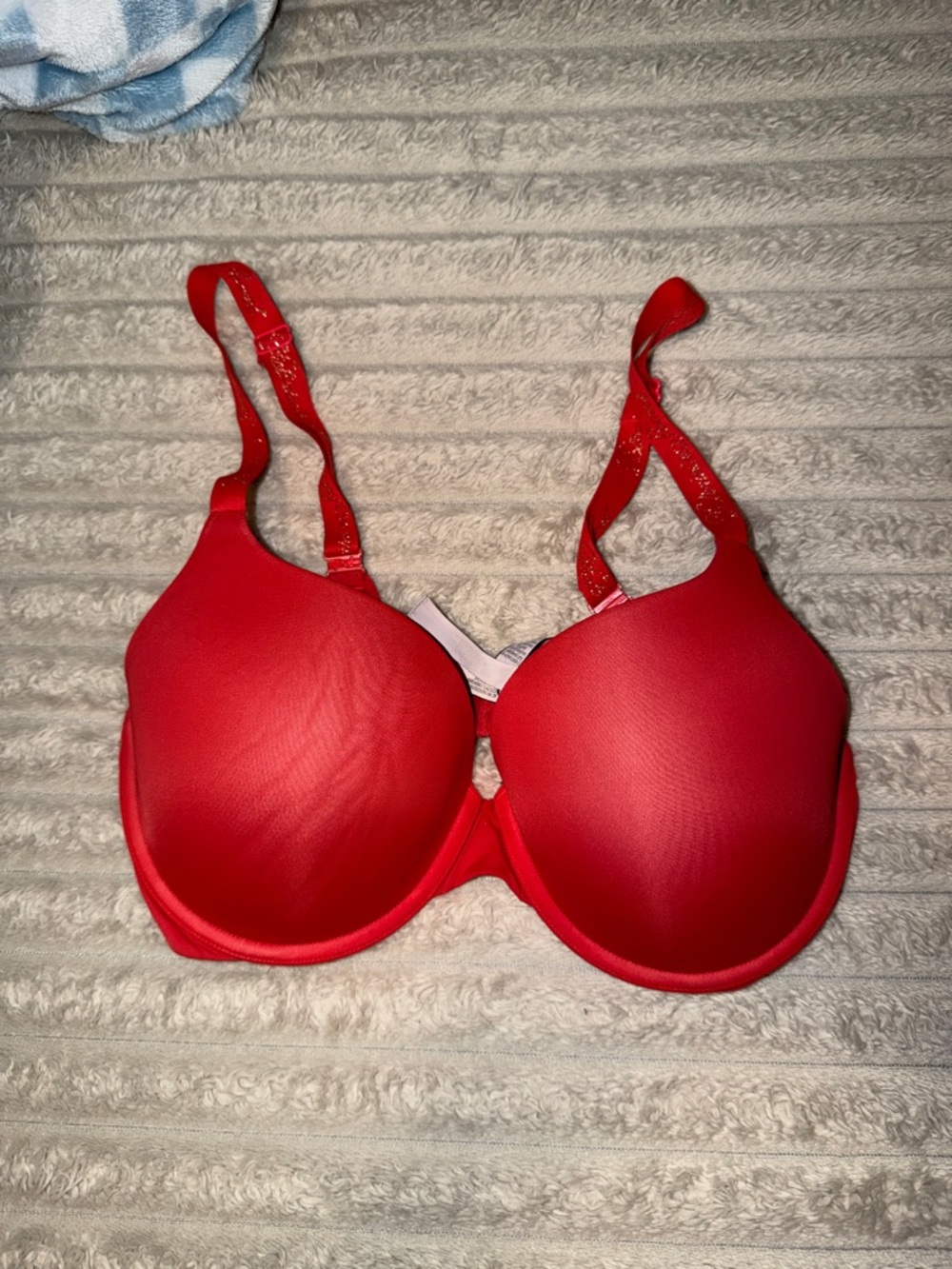 Victoria Secret Red Women's T-Shirt Bra - Smooth Support